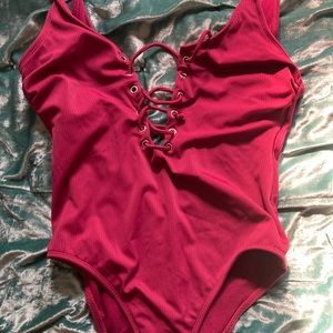 MACYS One Piece bathing suit 🩱 magenta 💘
